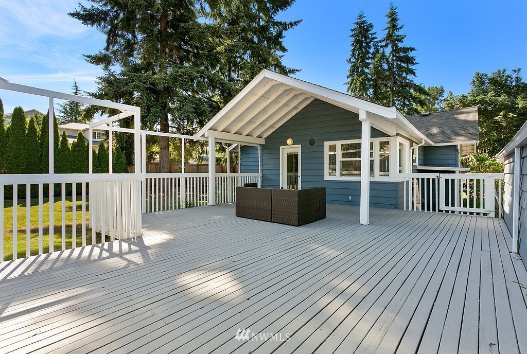 1800 Northeast 24th Street Renton, WA 98056 - Photo 25 of 35 Gallery Image 25