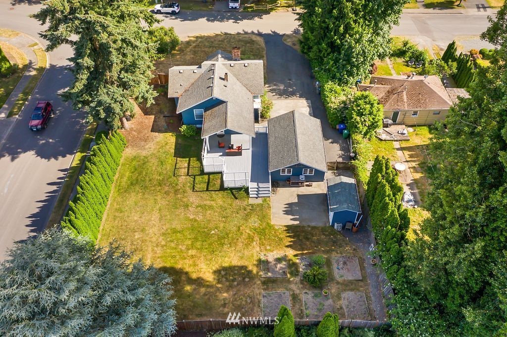 1800 Northeast 24th Street Renton, WA 98056 - Photo 29 of 35 Gallery Image 29