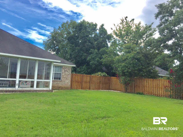 9760 Terrace Drive Fairhope, AL 36532 - Photo 18 of 20 Side Yard