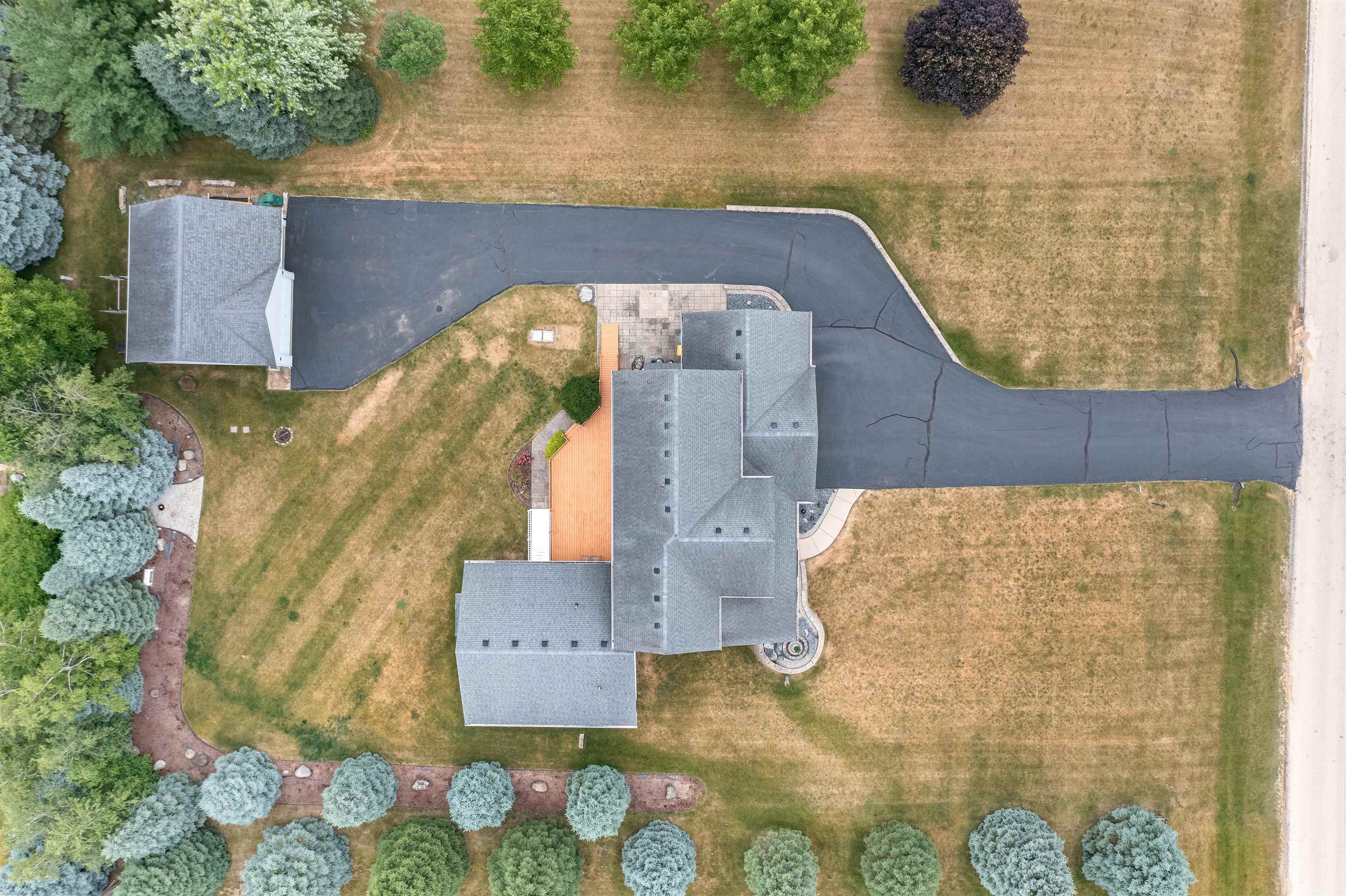 8609 South Rood Road Kingston, IL 60145 - Photo 36 of 39 an aerial view of a house