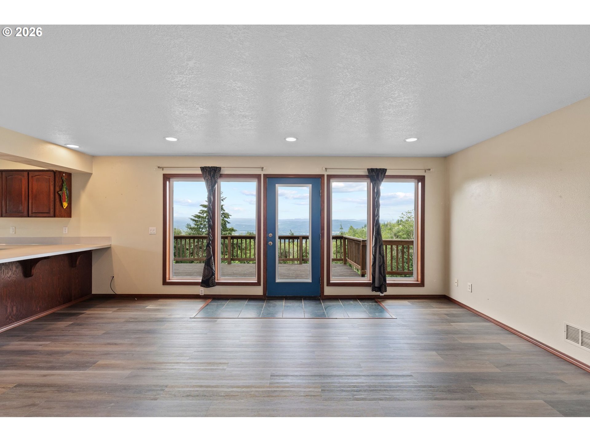 4955 Green Mountain Road Kalama, WA 98625 - Photo 14 of 37