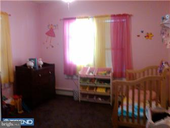535 Dauphin Street Riverside, NJ 08075 - Photo 9 of 12 Bedroom 3