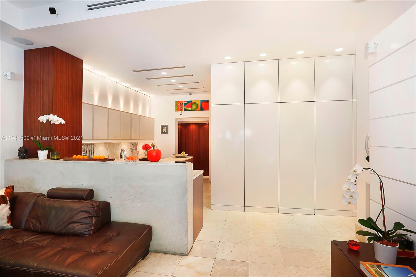 4 Coconut Lane Key Biscayne, FL 33149 - Photo 22 of 45