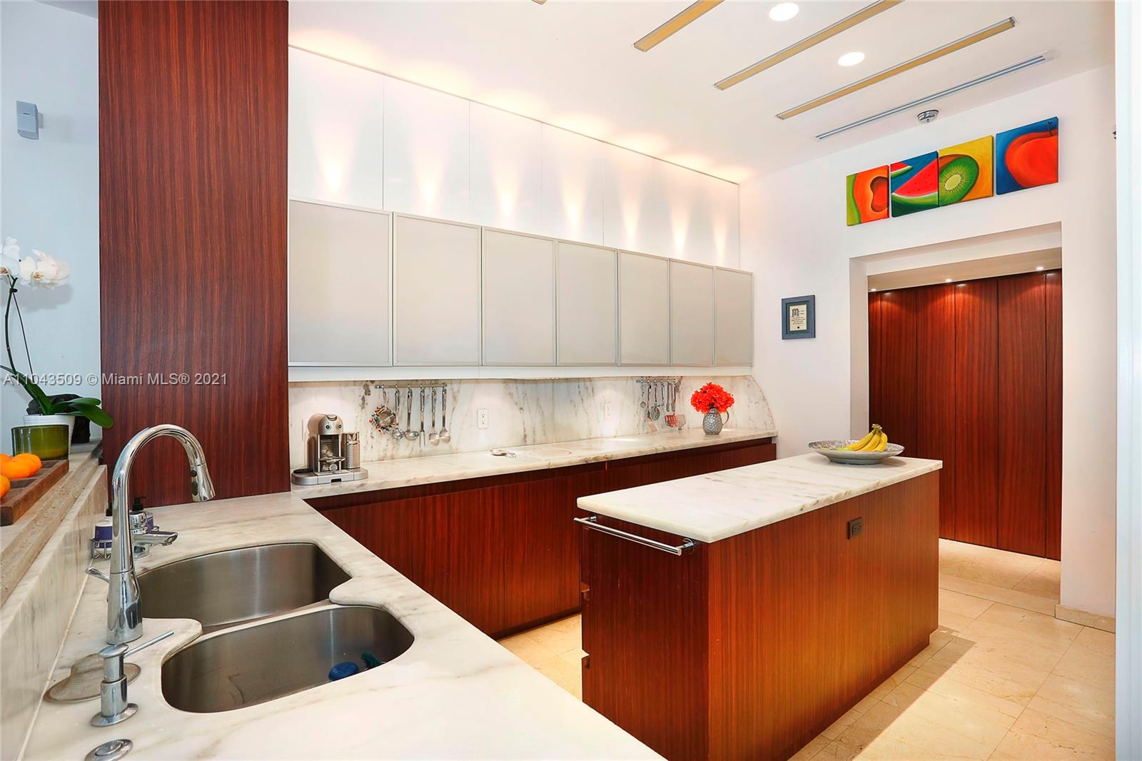 4 Coconut Lane Key Biscayne, FL 33149 - Photo 24 of 45