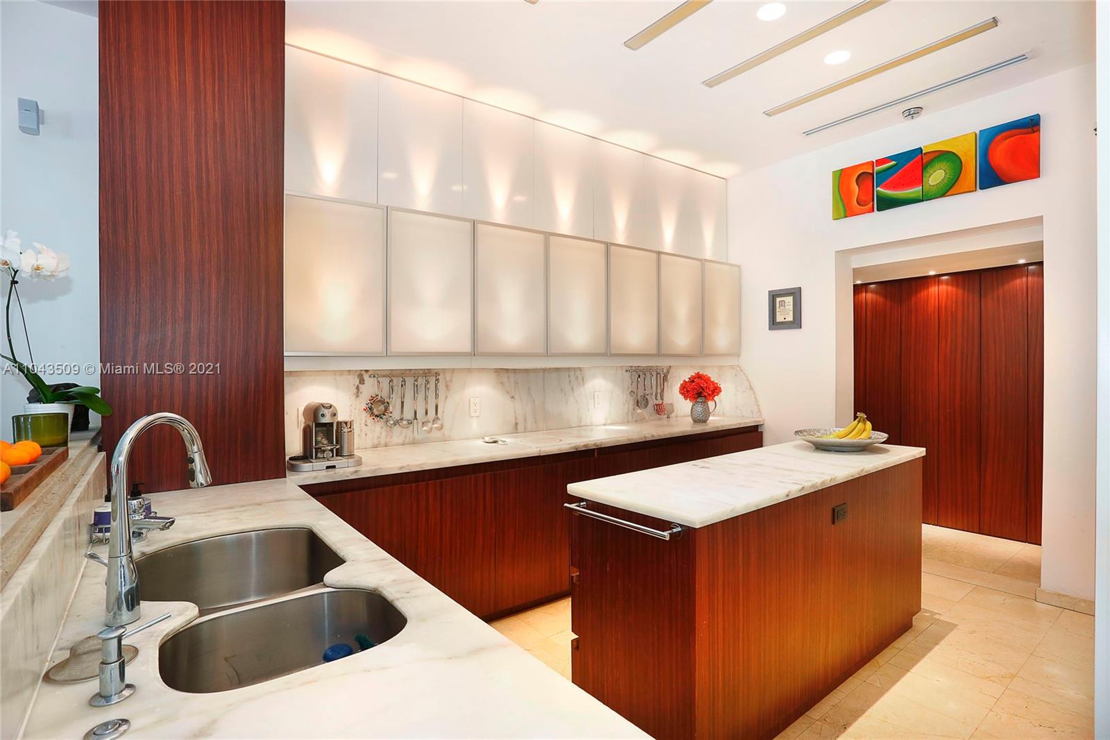 4 Coconut Lane Key Biscayne, FL 33149 - Photo 25 of 45