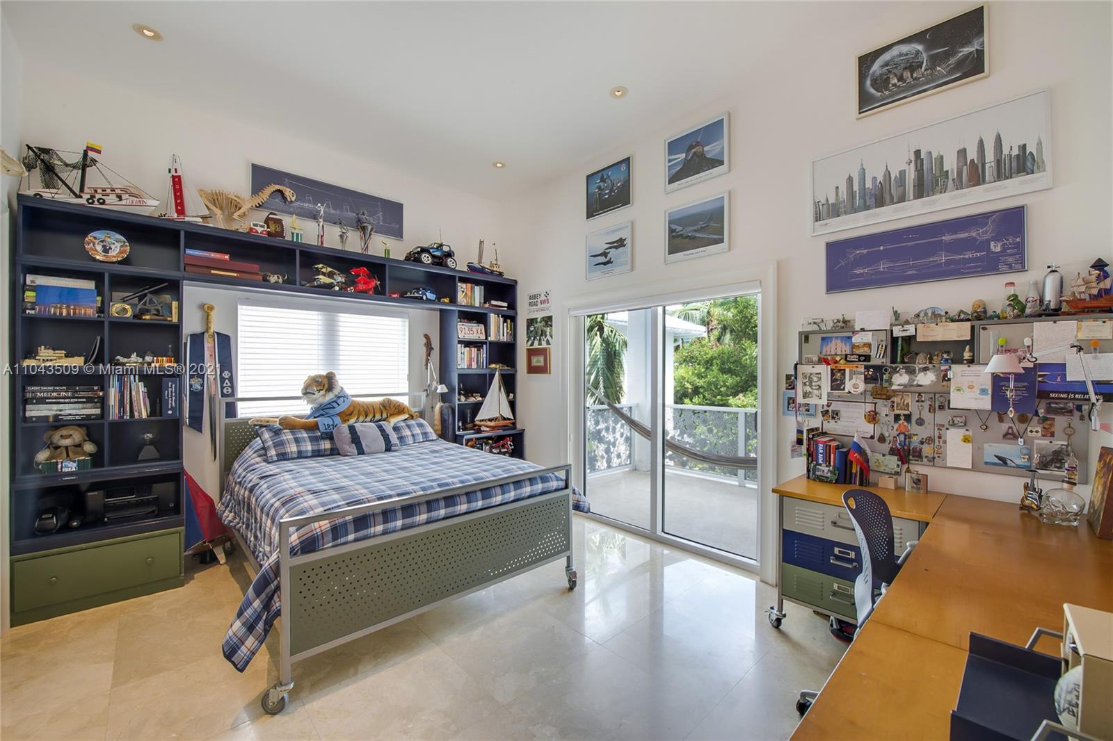 4 Coconut Lane Key Biscayne, FL 33149 - Photo 32 of 45