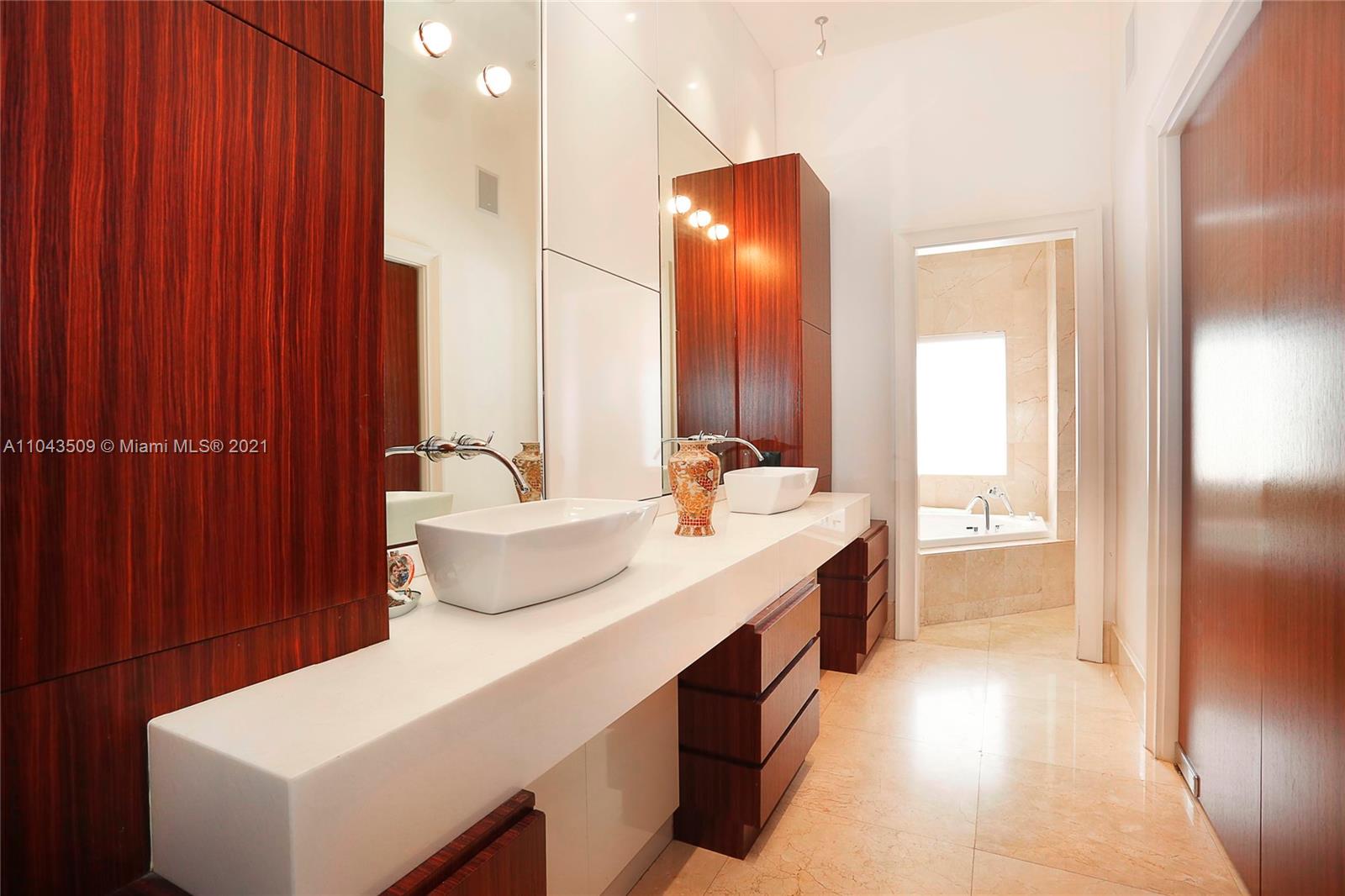 4 Coconut Lane Key Biscayne, FL 33149 - Photo 37 of 45