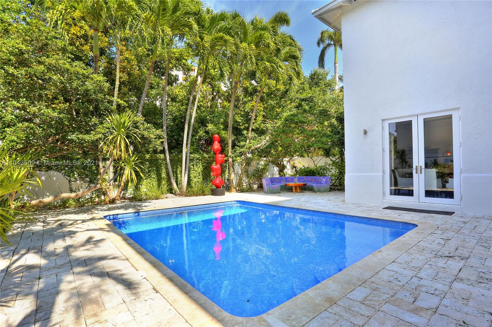 4 Coconut Lane Key Biscayne, FL 33149 - Photo 4 of 45