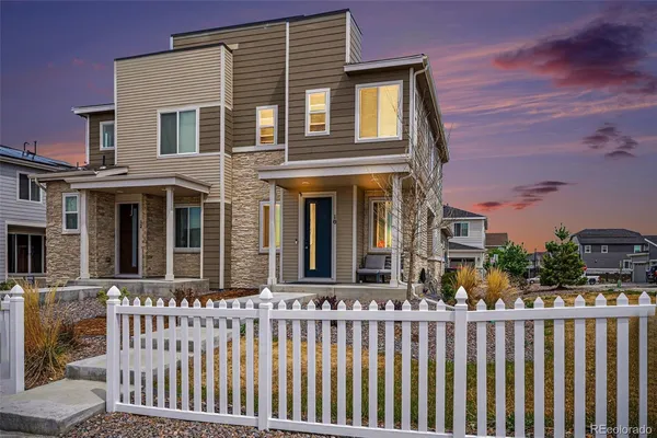 $424,900 | 10 North Trussville Street, Aurora, CO 80018
