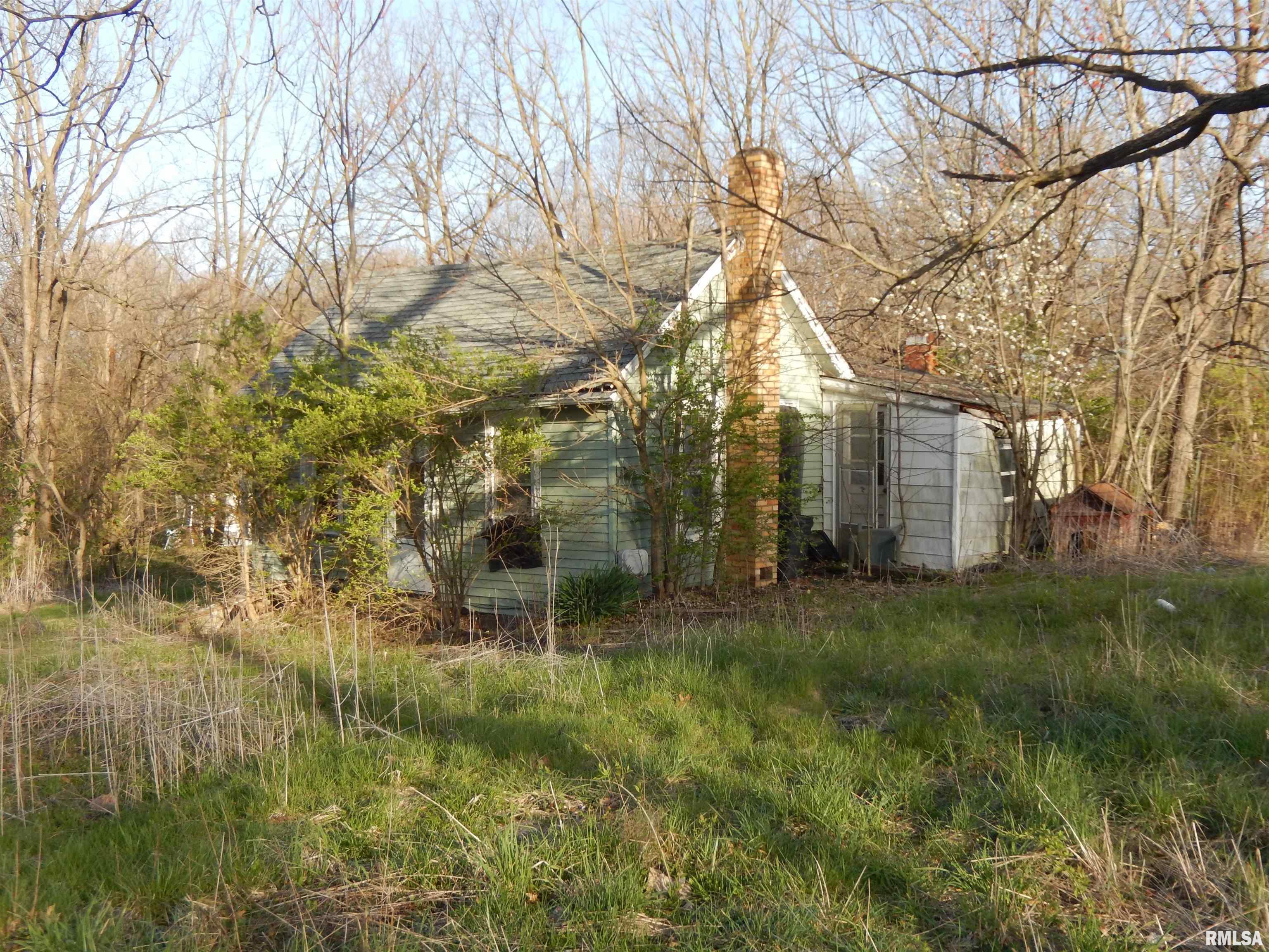 614 West McLean St  