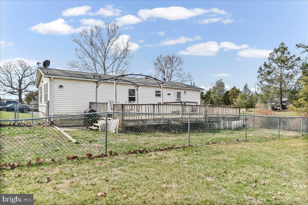 2411 Big Road Gilbertsville, PA 19525 - Photo 18 of 21