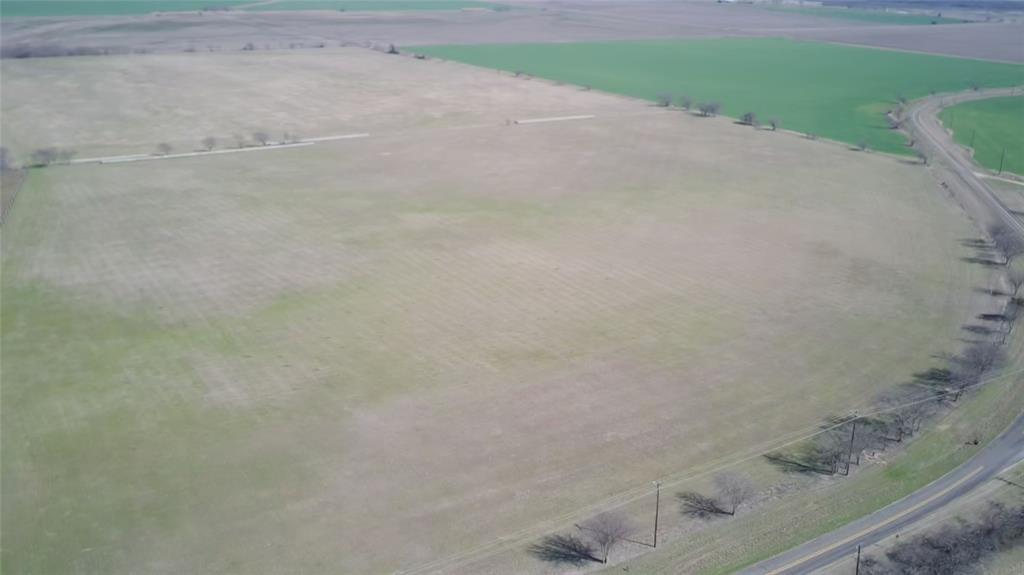 3 Fm-2488 Rio Vista Rio Vista, TX 76093 - Photo 4 of 8 a view of a dry yard with a small space