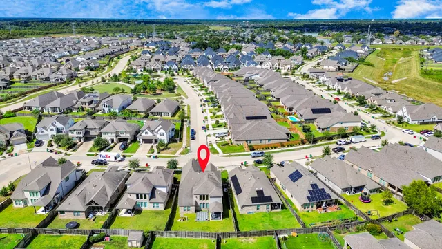 $499,900 | 8922 Golden Mist Drive, Missouri City, TX 77459