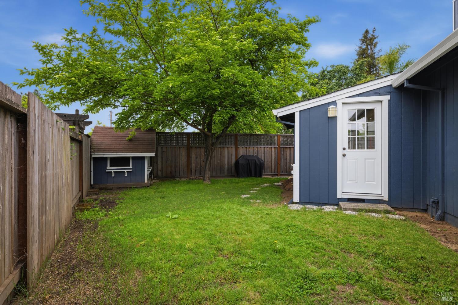 2273 White Chapel Court Santa Rosa, CA 95401 - Photo 19 of 59 Backyard looking toward shed and sunroom door.