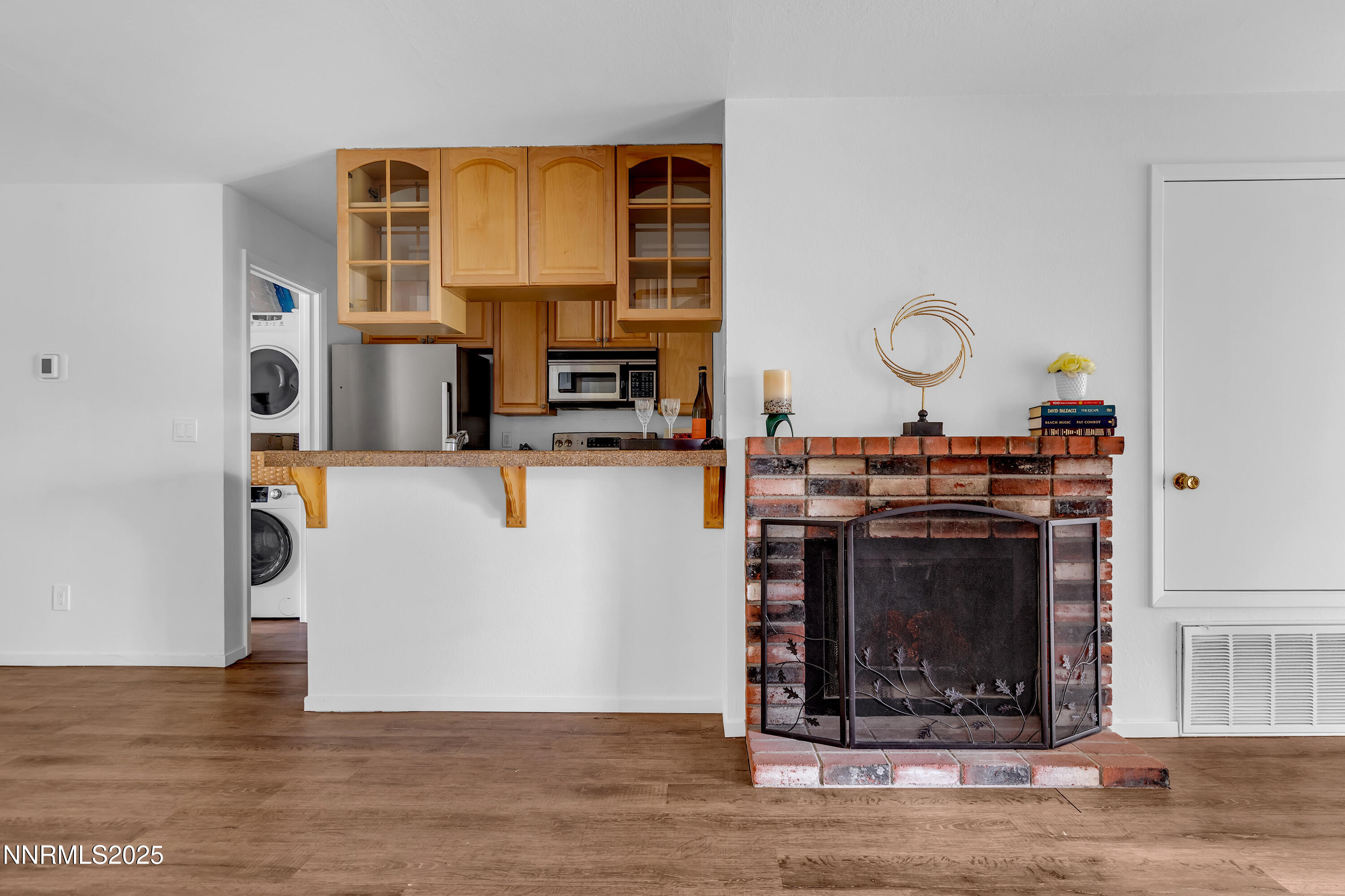 4593 Reggie Road Reno, NV 89502 - Photo 13 of 42 Reggie4593-007