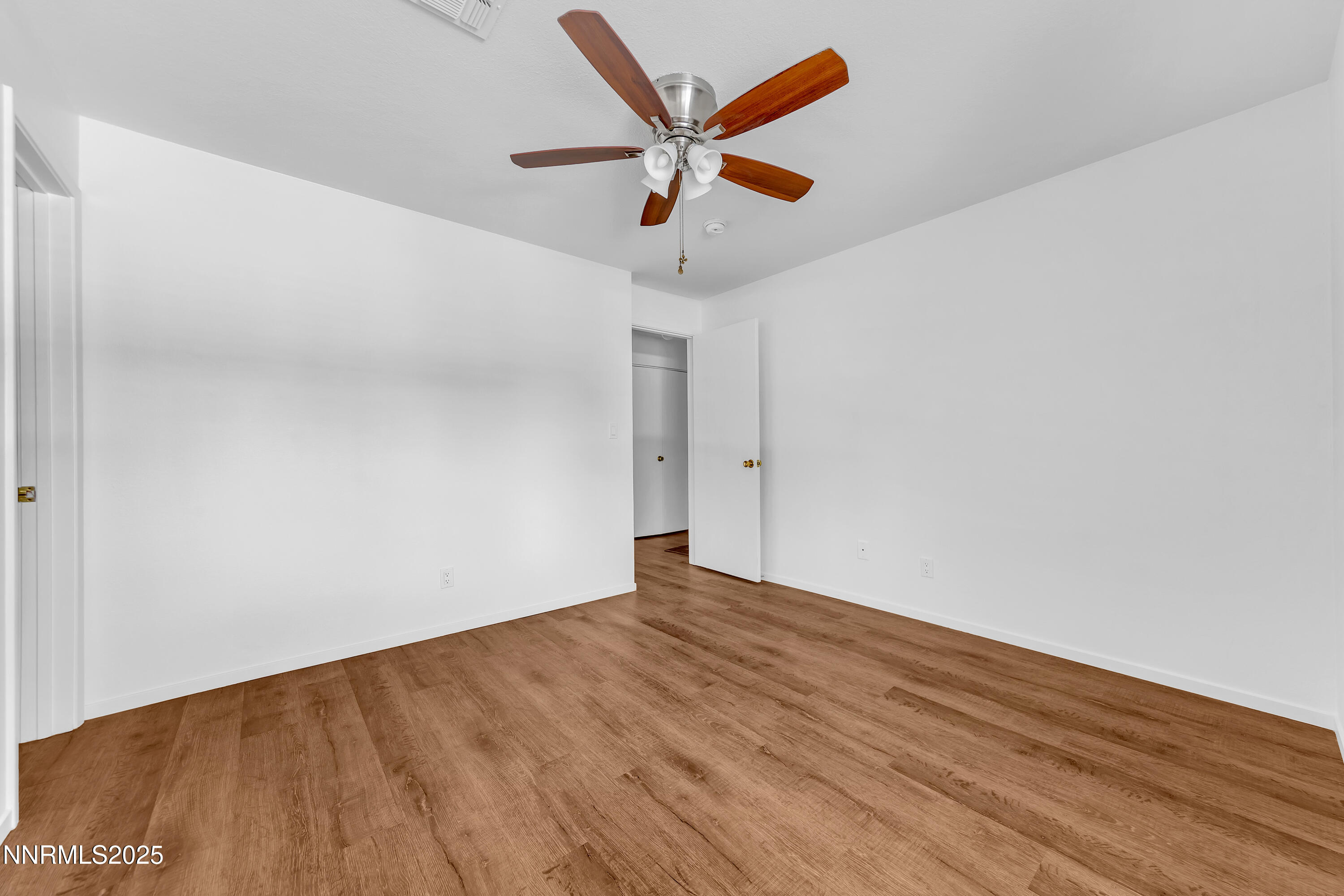 4593 Reggie Road Reno, NV 89502 - Photo 19 of 42 Reggie4593-015