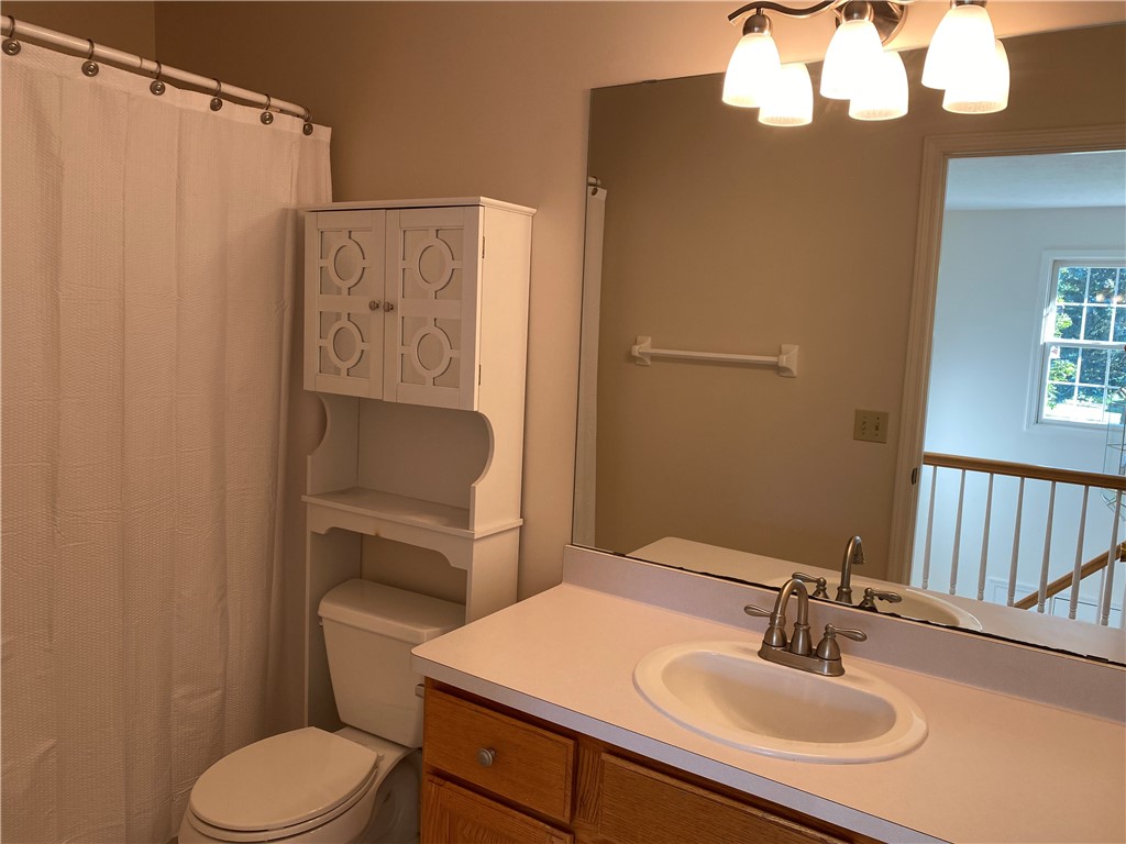 1092 Wickerton Lane Webster, NY 14580 - Photo 15 of 38 2nd Full Bath