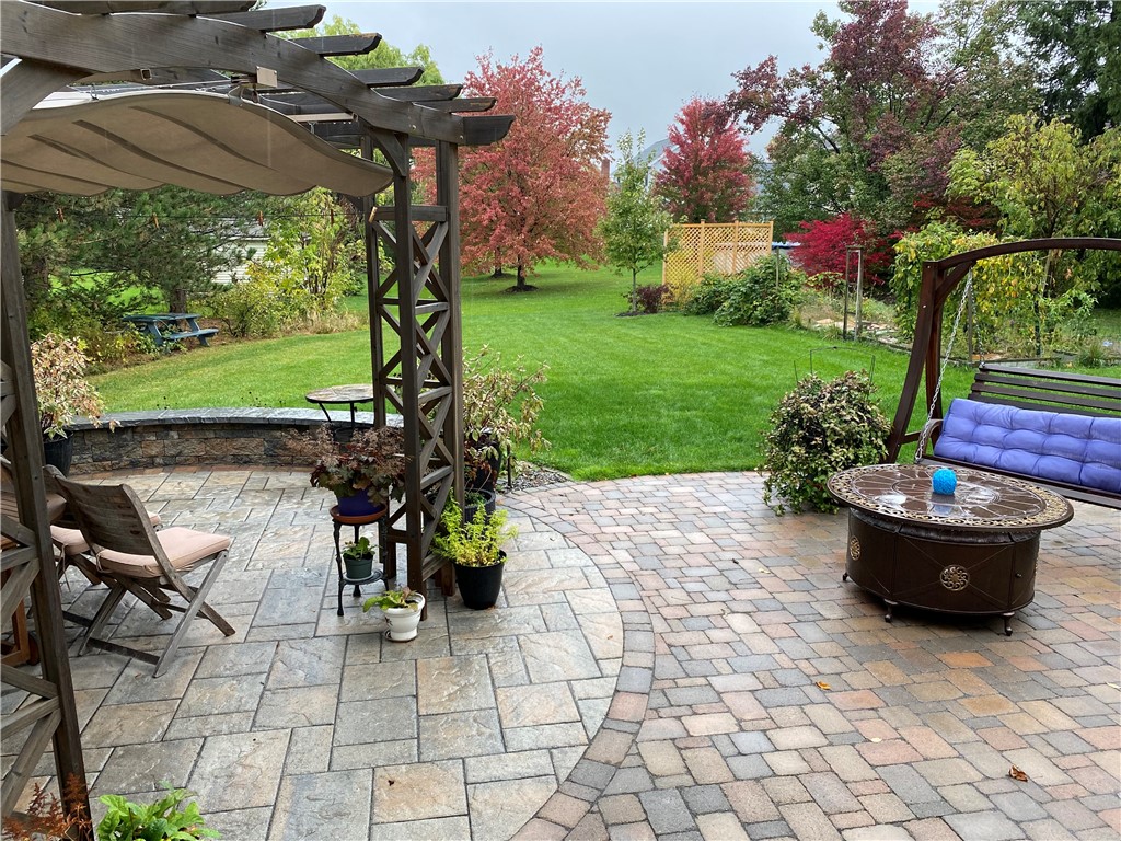 1092 Wickerton Lane Webster, NY 14580 - Photo 28 of 38 Back yard paradise!