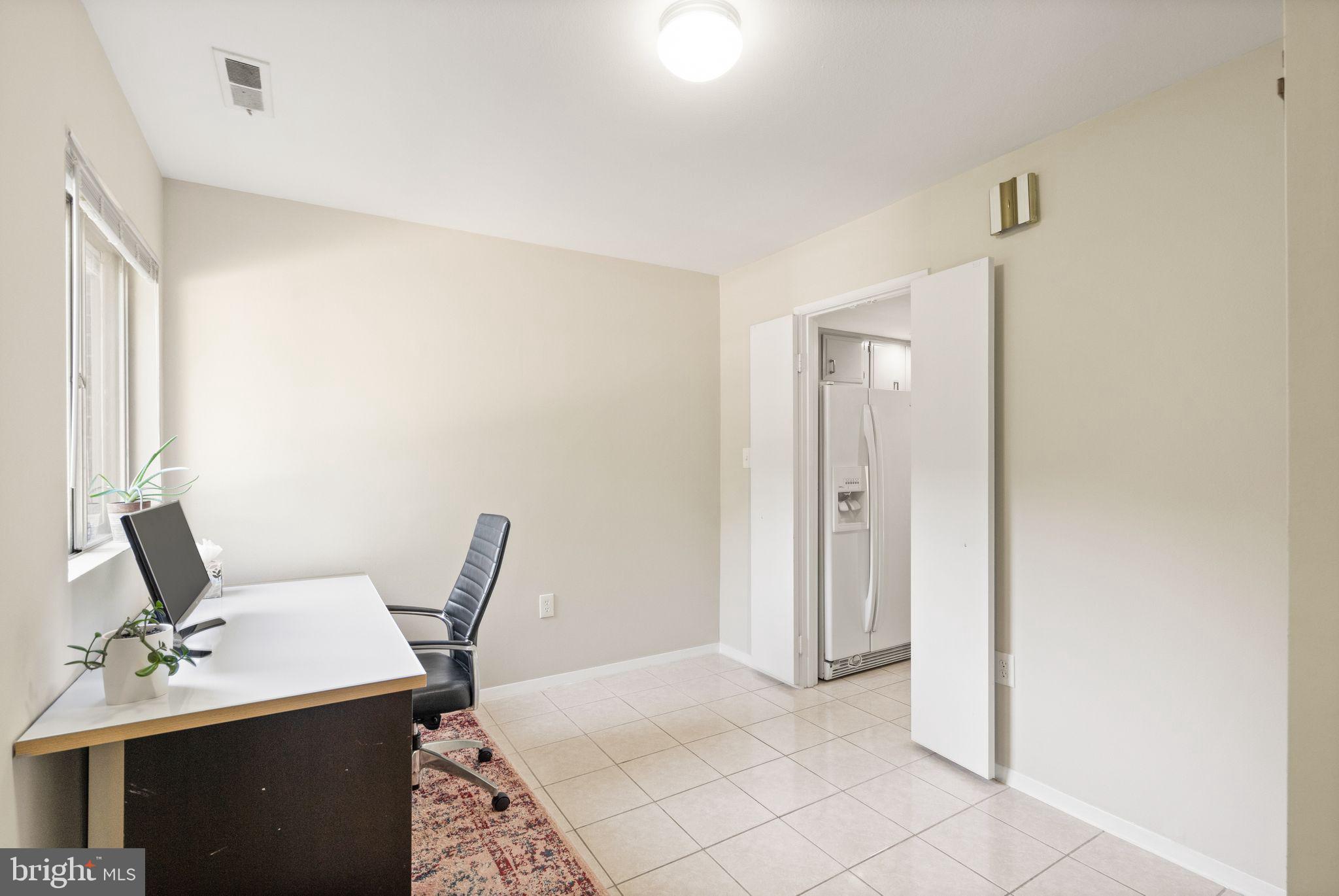 1727 Wainwright Drive Reston, VA 20190 - Photo 20 of 49