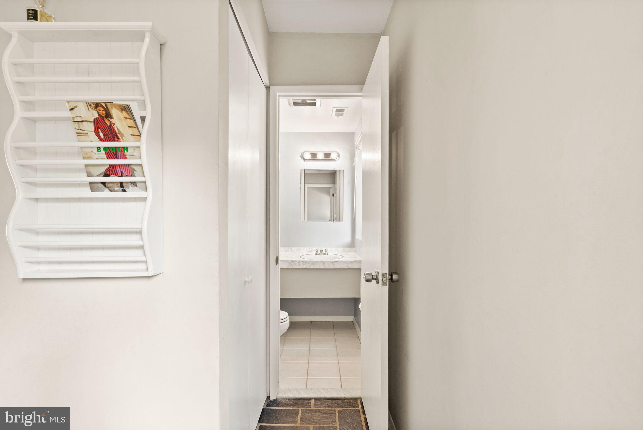 1727 Wainwright Drive Reston, VA 20190 - Photo 21 of 49