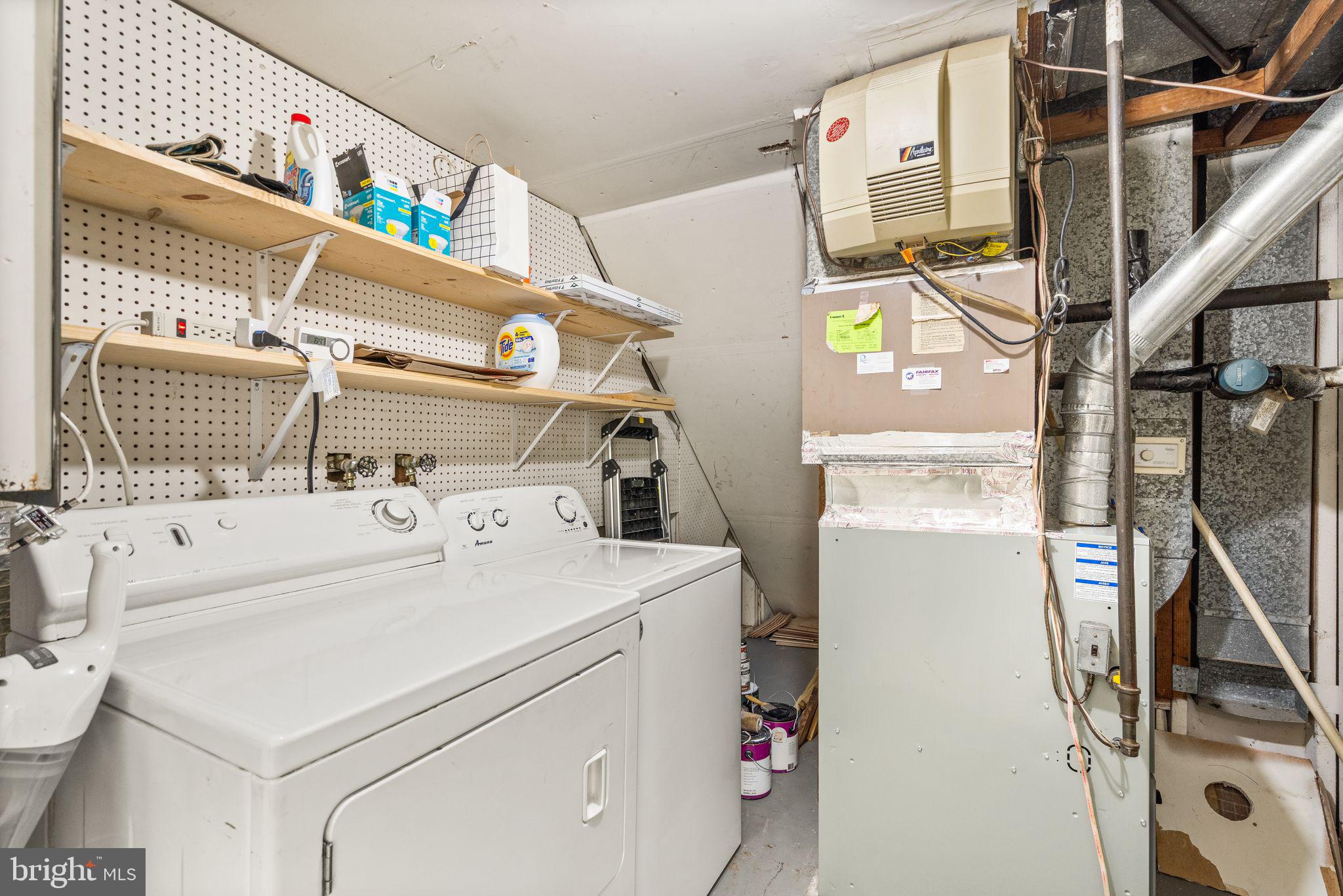 1727 Wainwright Drive Reston, VA 20190 - Photo 23 of 49