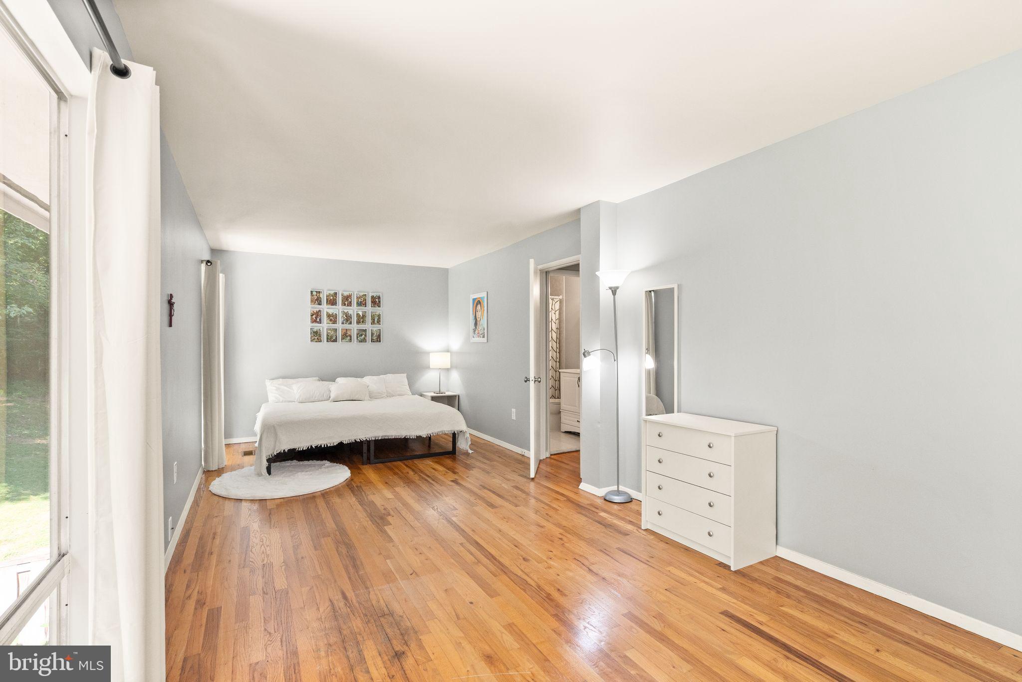 1727 Wainwright Drive Reston, VA 20190 - Photo 24 of 49