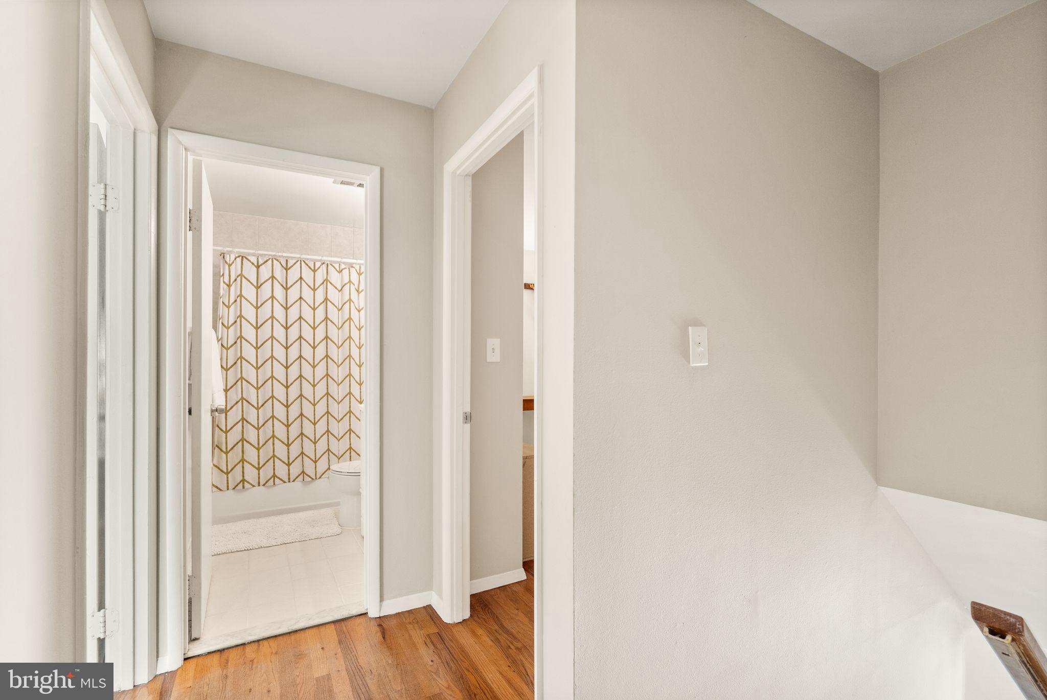 1727 Wainwright Drive Reston, VA 20190 - Photo 29 of 49