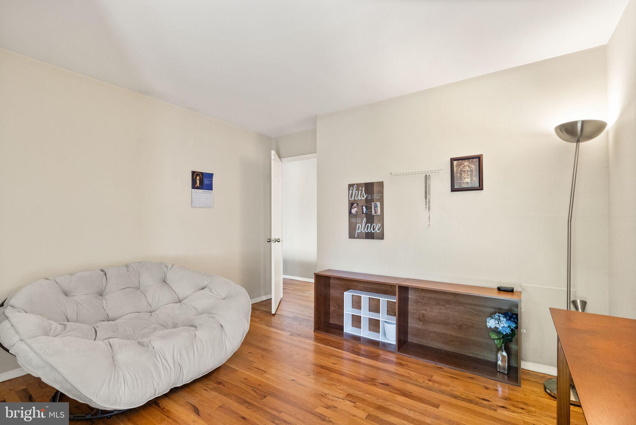 1727 Wainwright Drive Reston, VA 20190 - Photo 32 of 49