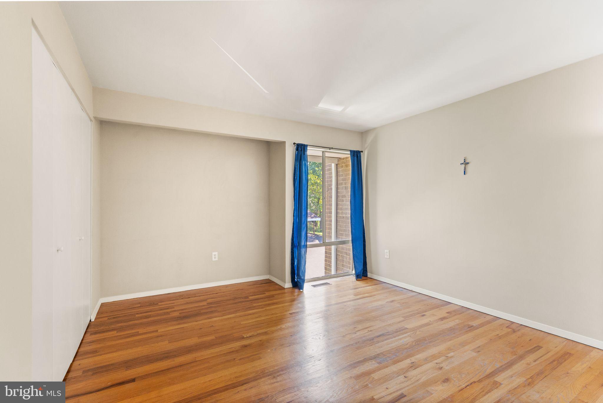 1727 Wainwright Drive Reston, VA 20190 - Photo 33 of 49