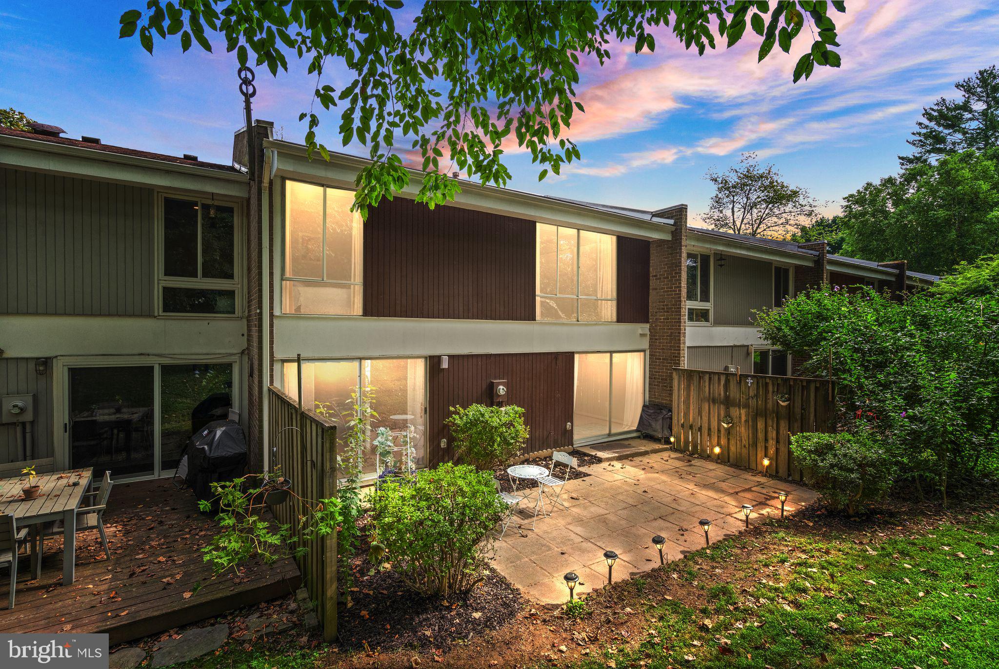 1727 Wainwright Drive Reston, VA 20190 - Photo 39 of 49