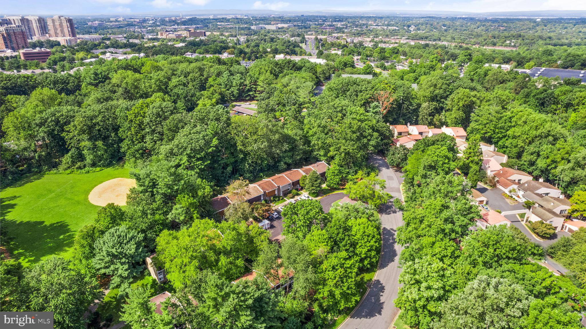 1727 Wainwright Drive Reston, VA 20190 - Photo 43 of 49