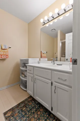 a view of a livingroom with furniture