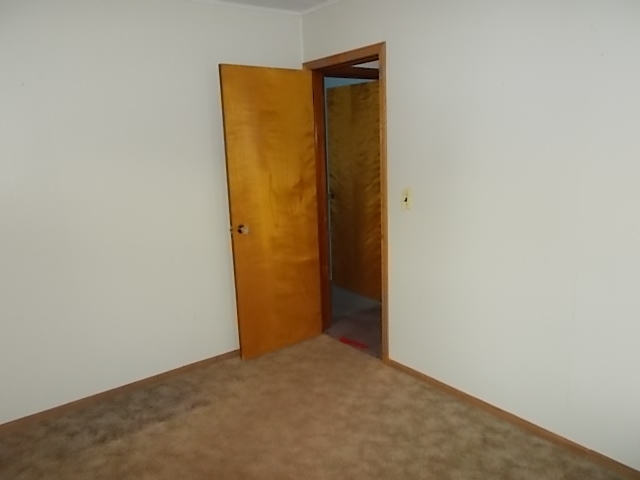 2573 1/2 Bullock Road Bay City, MI 48708 - Photo 17 of 18