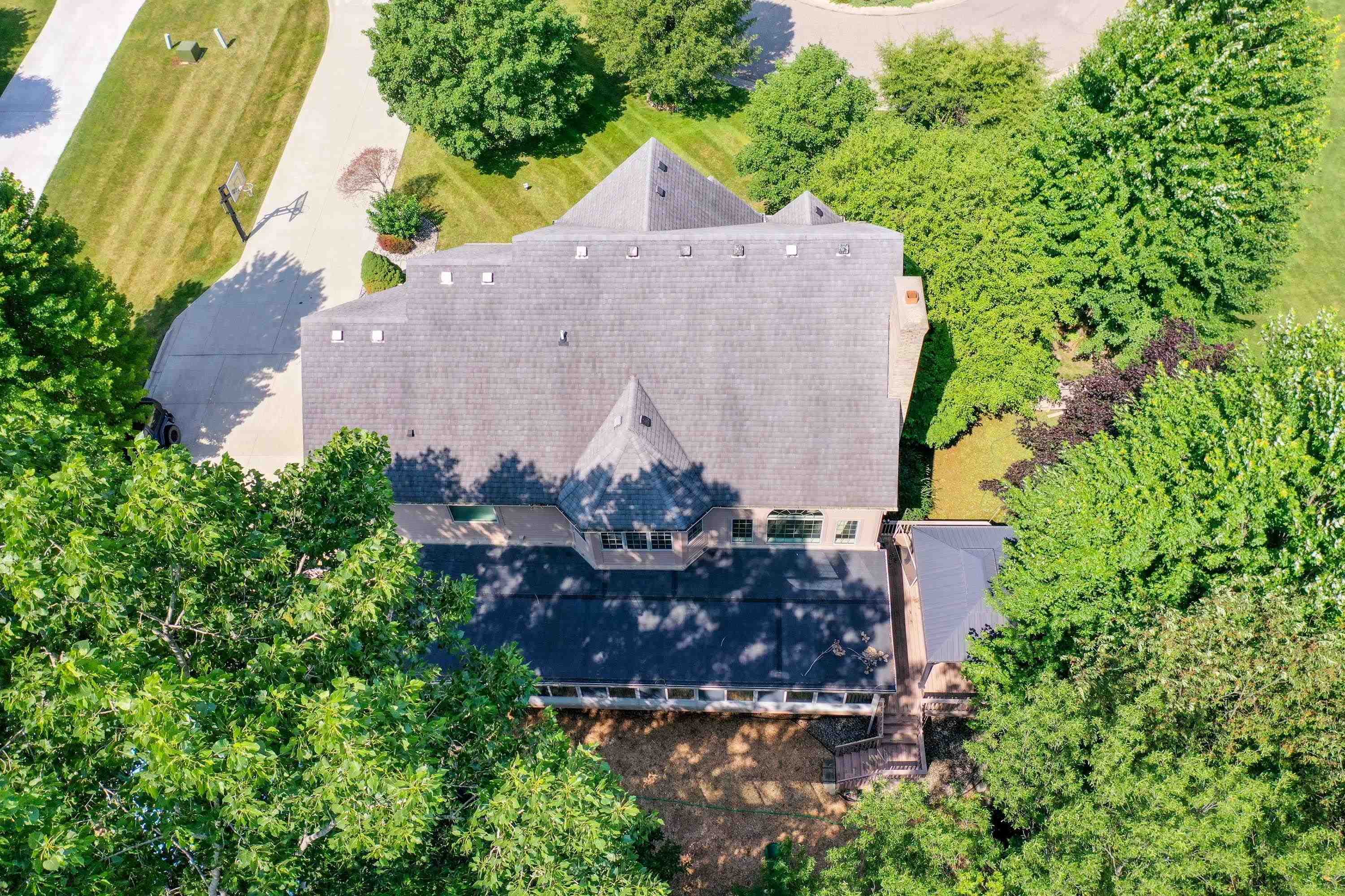 11766 Kings Colony Road Grand Blanc, MI 48439 - Photo 17 of 62 50115515-17.JPG