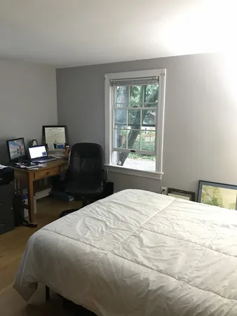 $2,300 | 11 Vine Street, Unit 4, Marblehead, MA 01945