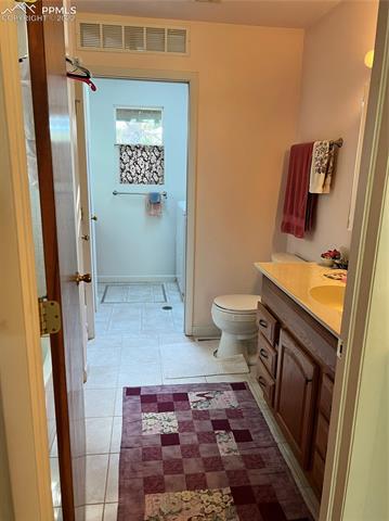 724 Valley Road Colorado Springs, CO 80904 - Photo 11 of 21 Gallery Image 11