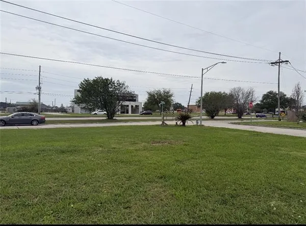 $99,999 | 0 Lawrence Lane, Meraux, LA 70075