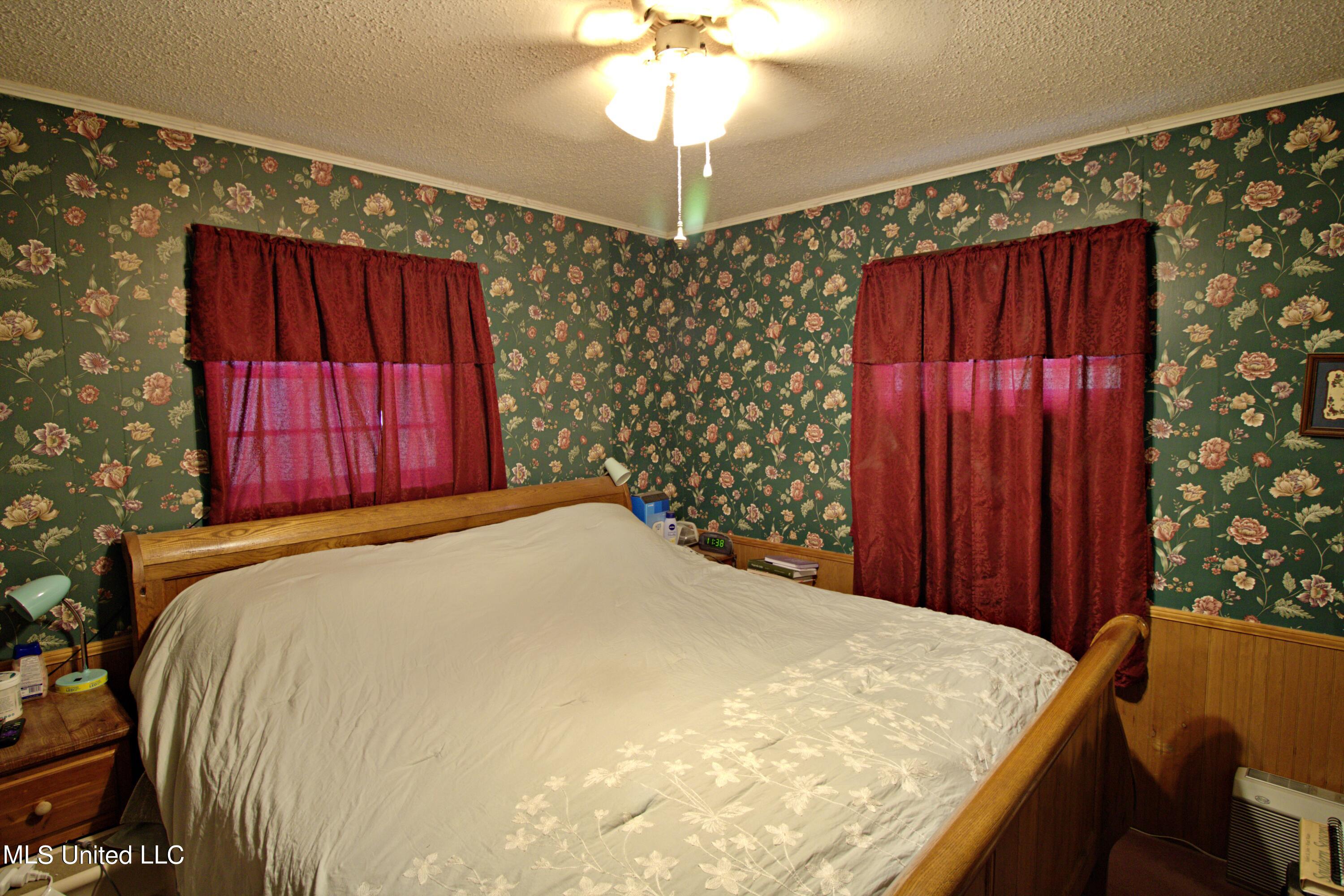 574 Walters Loop Laurel, MS 39443 - Photo 17 of 19 IMG_1967