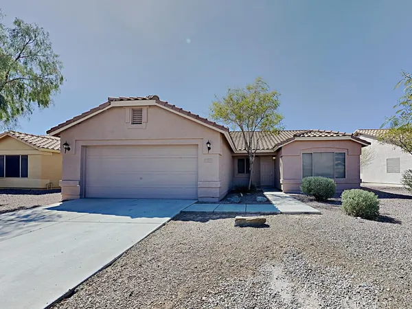 $2,085 | 16206 North 137th Drive, Surprise, AZ 85374