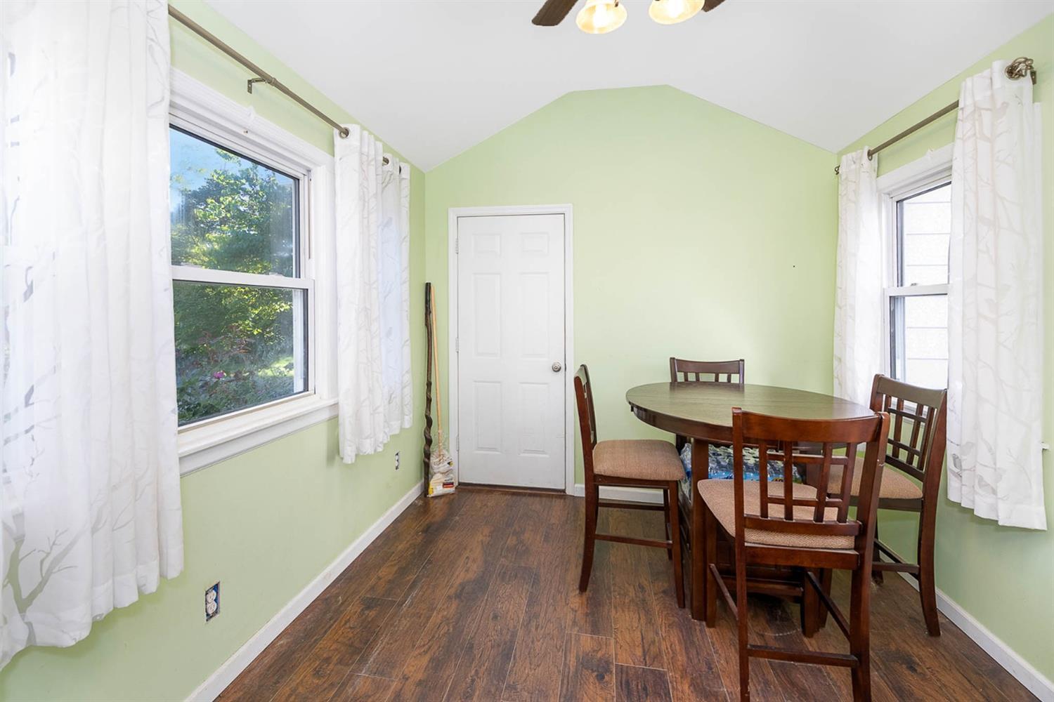 7425 Sheed Road Cincinnati, OH 45247 - Photo 20 of 25 Gallery Image 20