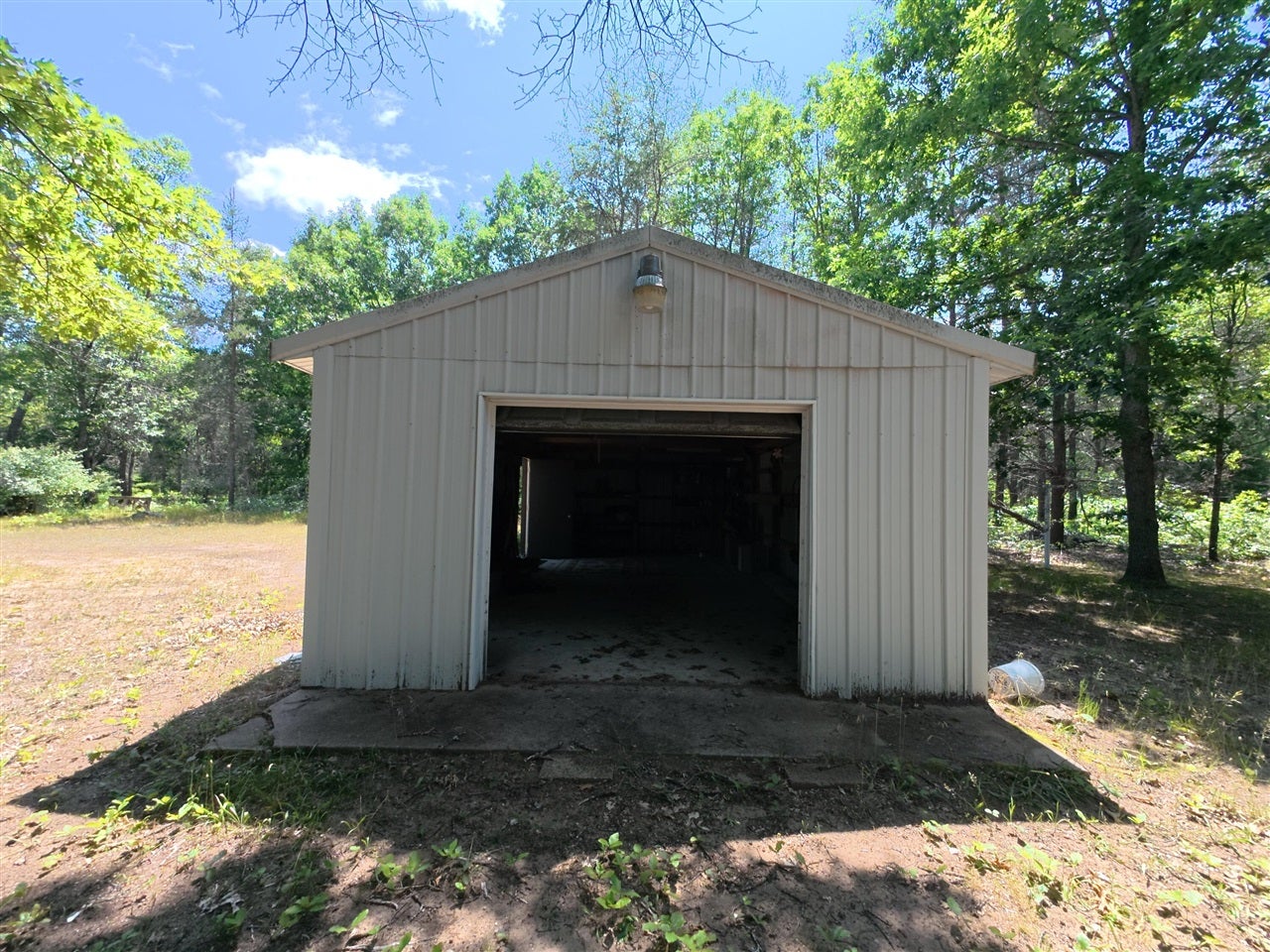 694 South Tippy Dam Road Wellston, MI 49689 - Photo 10 of 44