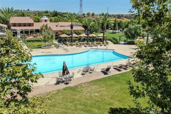 $840,000 | 23737 Cottonwood Court, Valencia, CA 91354