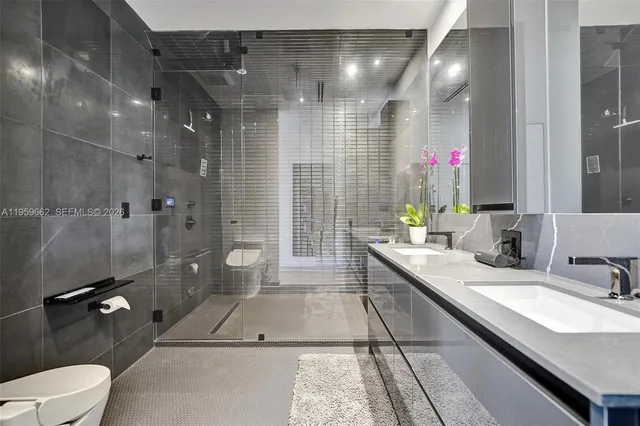 $872,000 | 1617 Harrison Street, Unit 3, Hollywood, FL 33020