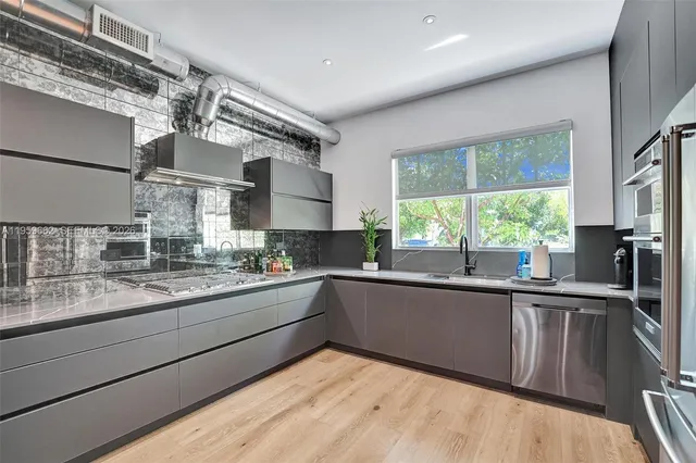 $872,000 | 1617 Harrison Street, Unit 3, Hollywood, FL 33020