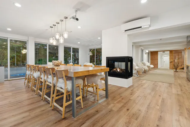 $4,400,000 | 2906 White Mountain Highway, Conway, NH 03860