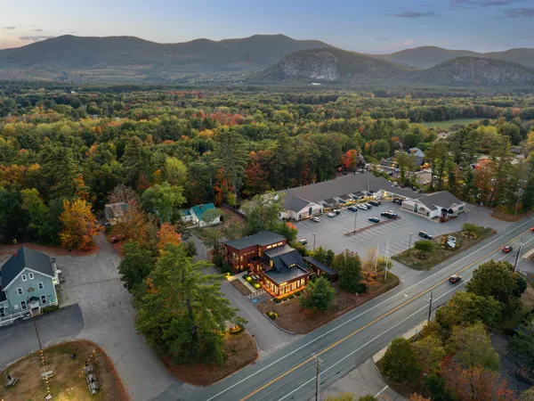 $4,400,000 | 2906 White Mountain Highway, Conway, NH 03860