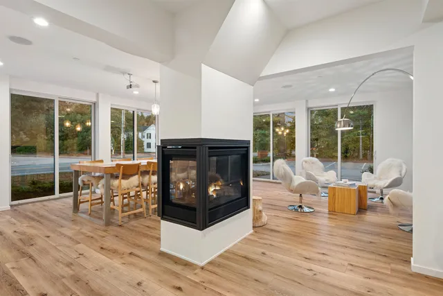 $4,400,000 | 2906 White Mountain Highway, Conway, NH 03860