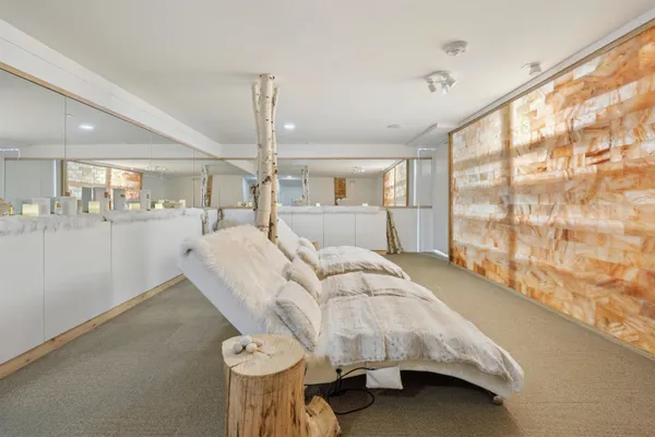 $4,400,000 | 2906 White Mountain Highway, Conway, NH 03860