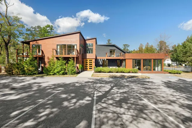 $4,400,000 | 2906 White Mountain Highway, Conway, NH 03860