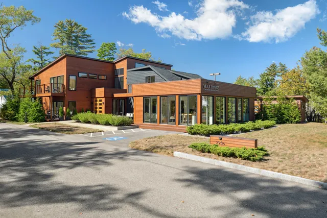 $4,400,000 | 2906 White Mountain Highway, Conway, NH 03860